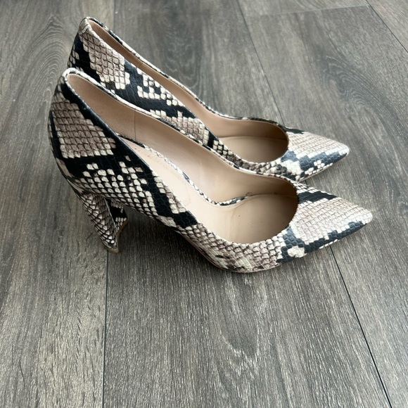 Aldo snakeskin print pointed toe black beige block high heels- size 8.5 - Picture 3 of 6